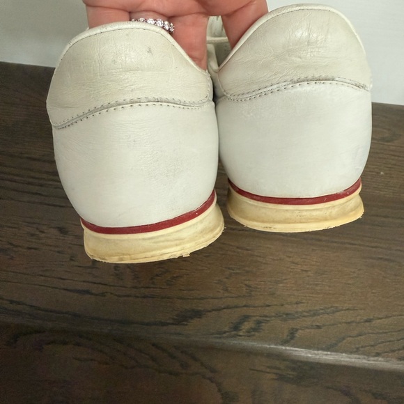 AUTH MENS GG LOGO WHITE GUCCI LEATHER SNEAKERS, SIZE 8, MADE IN ITALY - Picture 7 of 16